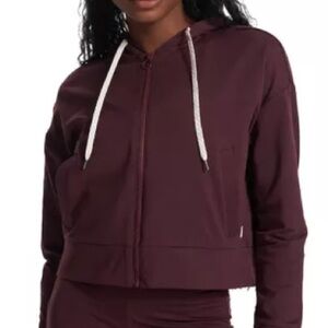 Vuori Granite Cropped Hoodie
